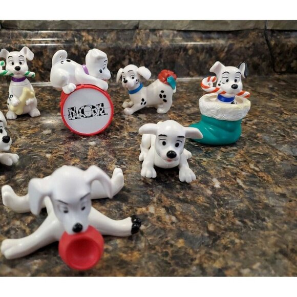 Lot of 8 figurines from 101 Dalmatians great cake toppers - Picture 4 of 6